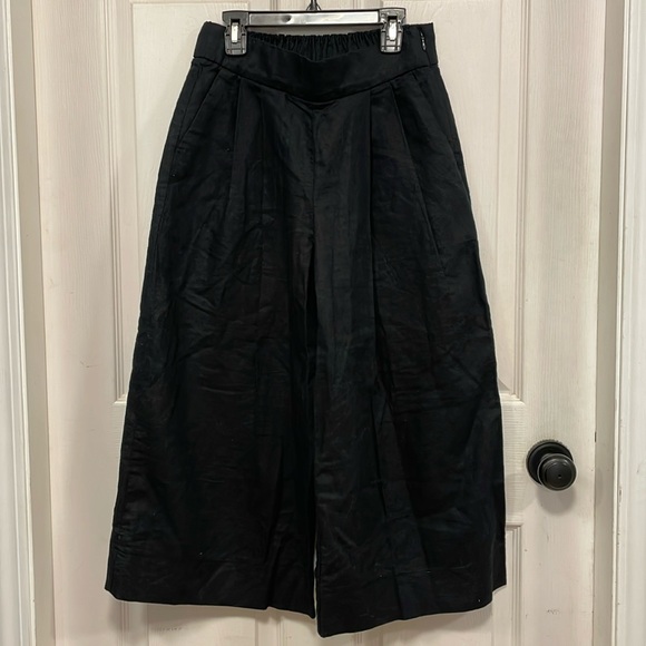 GAP Pants - Gap High Rise wide split cropped leg linen pants size 2